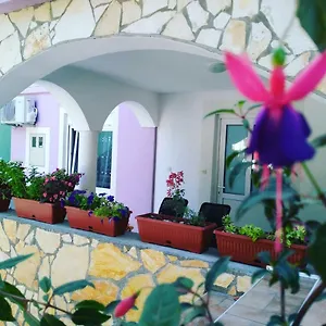  Appartamento Ema & Sea Apartment's With Free Private Parking