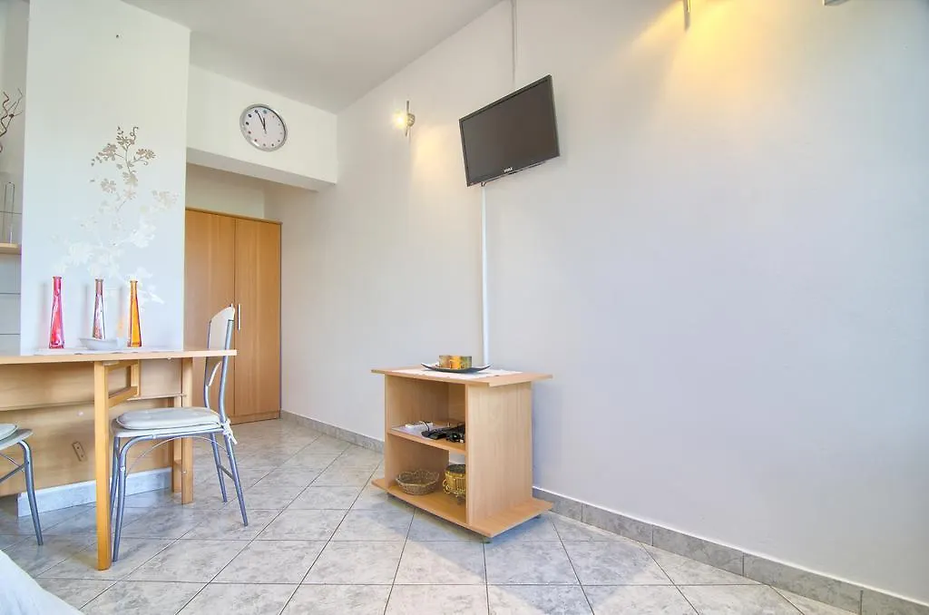Apartments Milka Pola