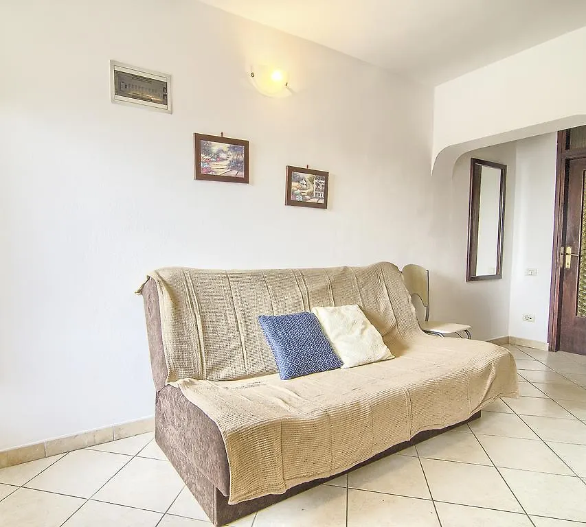 Apartments Milka Pola
